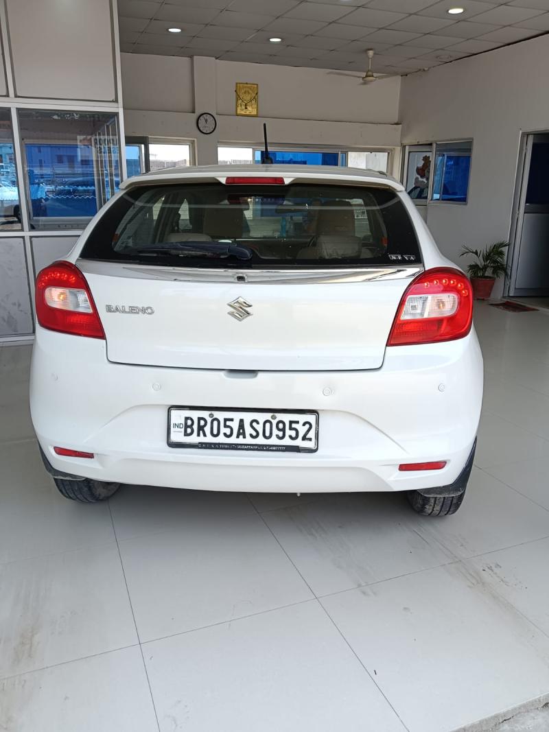 Car Image 7