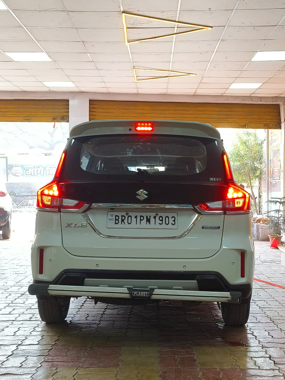 Car Image 5
