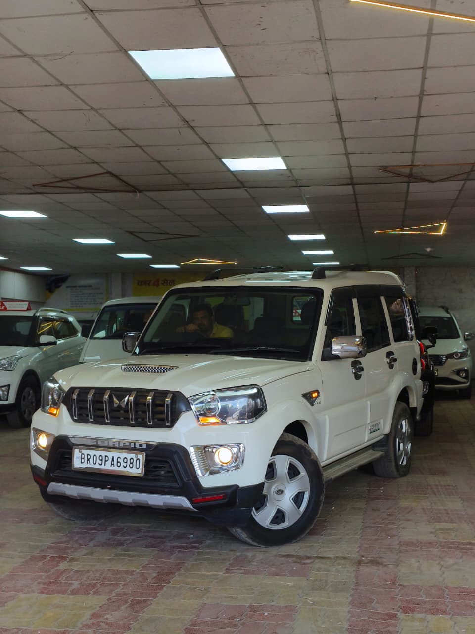 Car Image 7