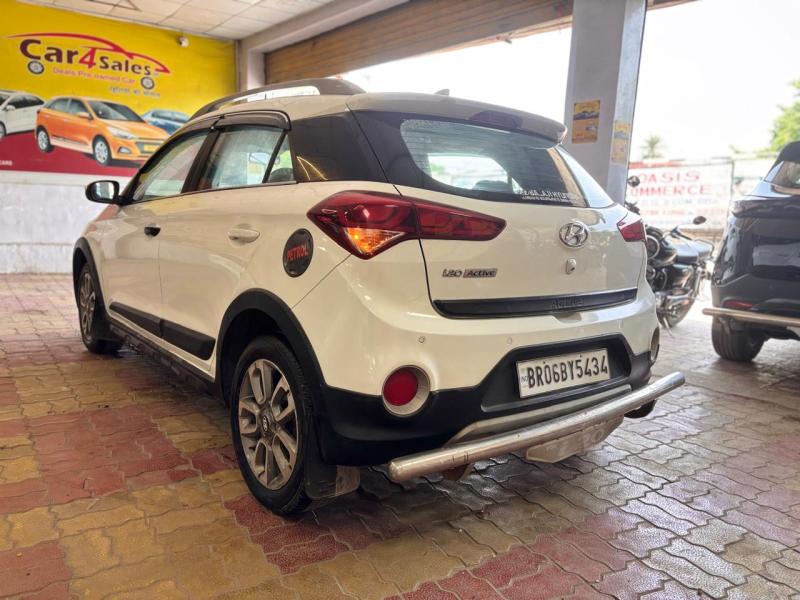 Car Image 7