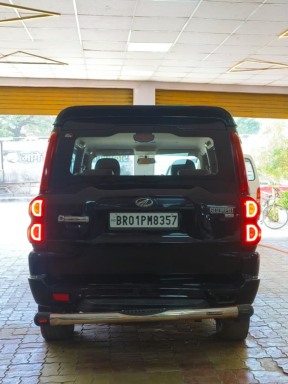 Car Image 8