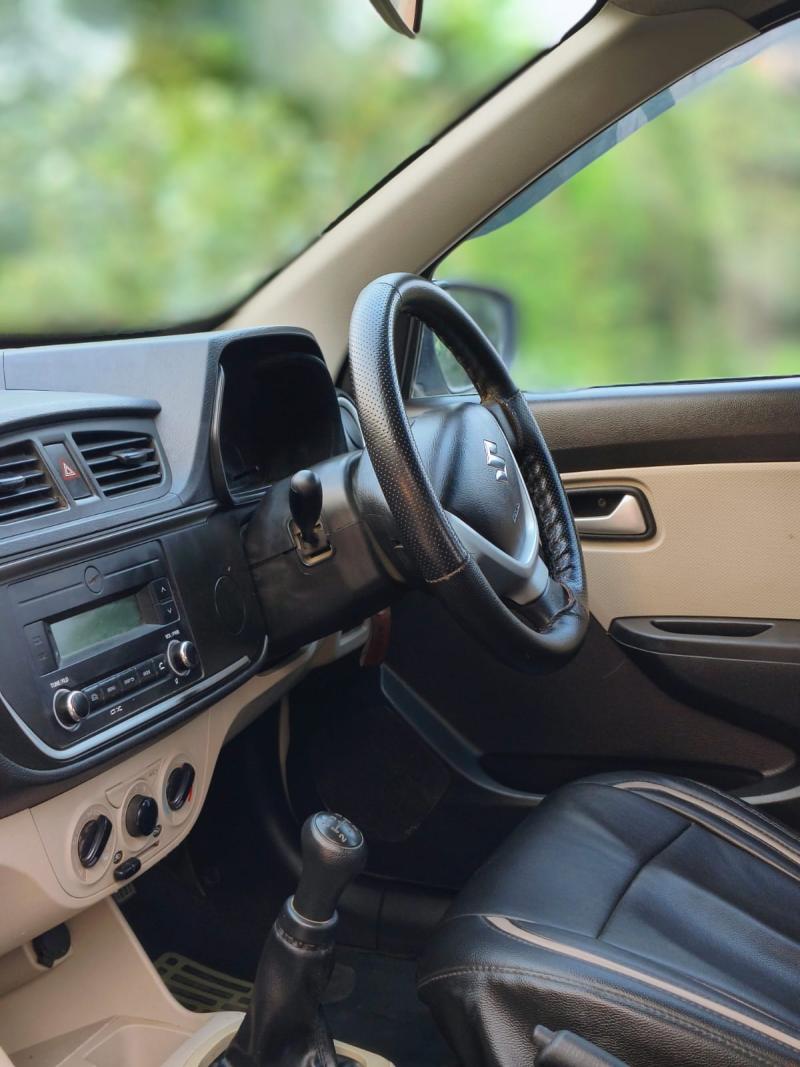 Car Image 9