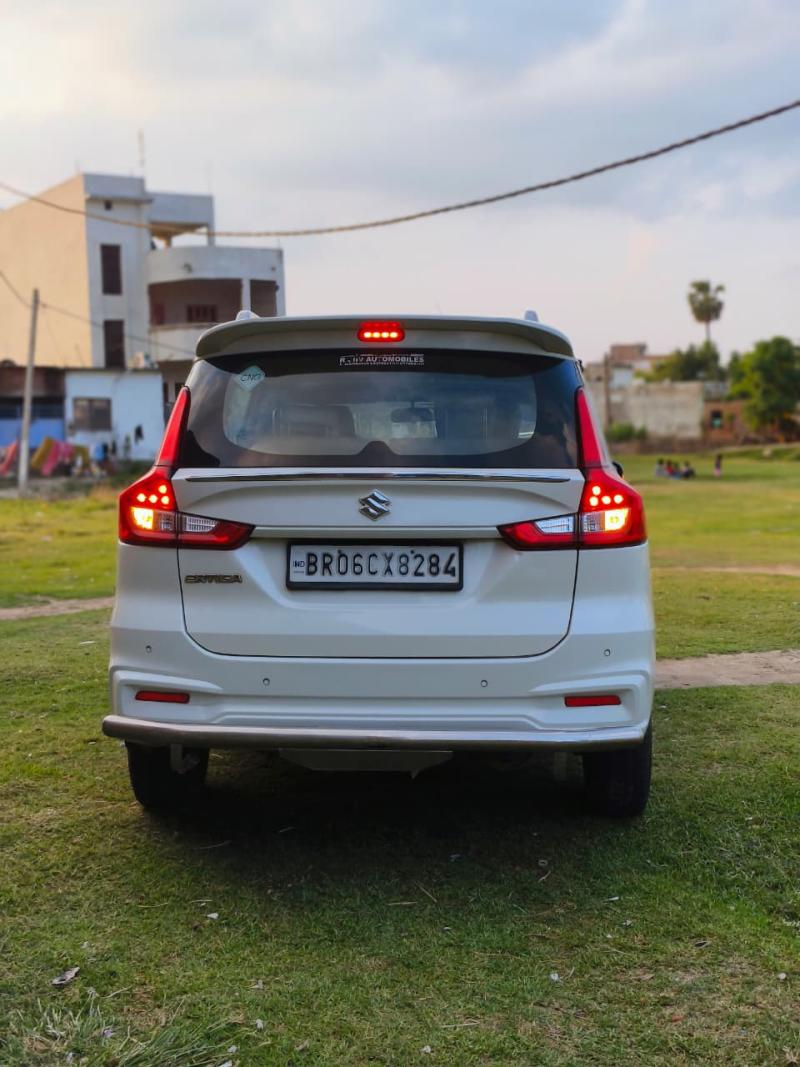 Car Image 9