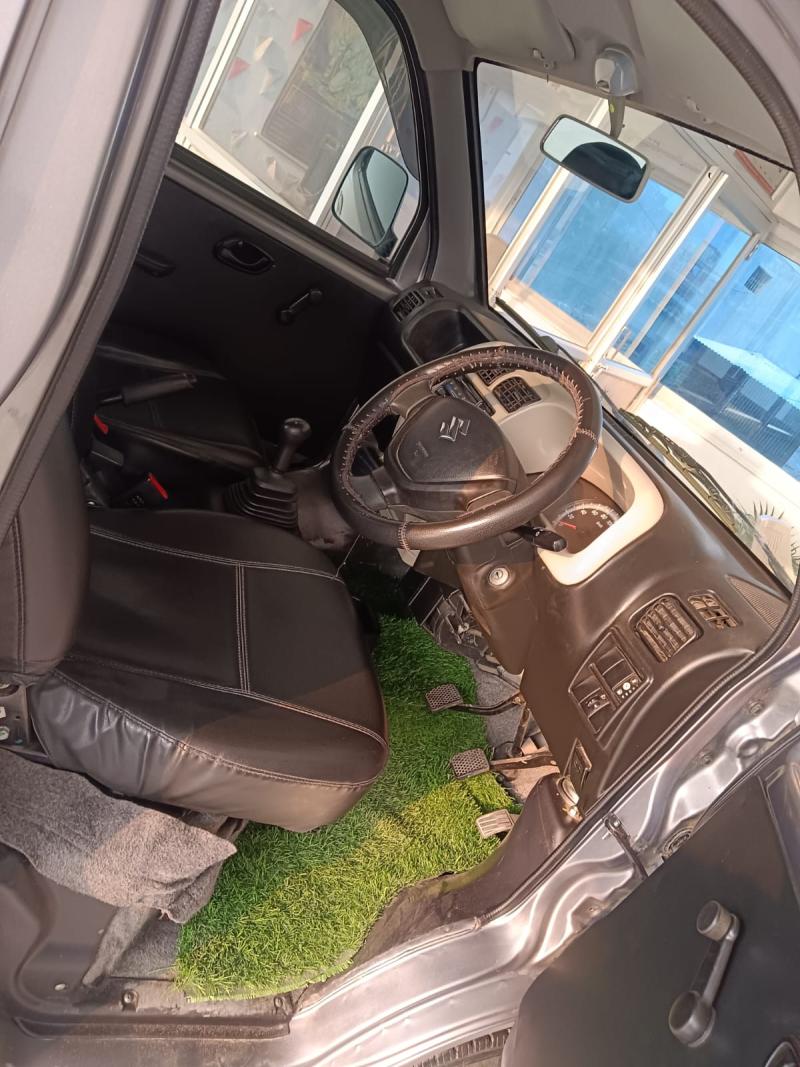 Car Image 7