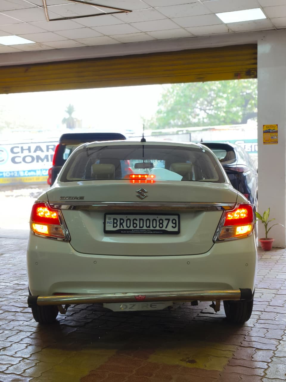 Car Image 7
