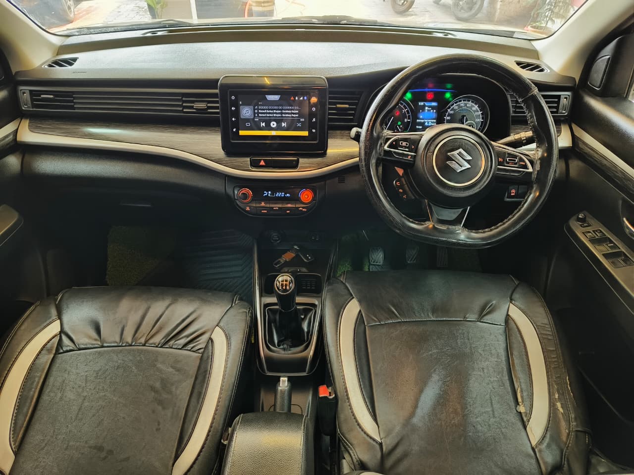 Car Image 2