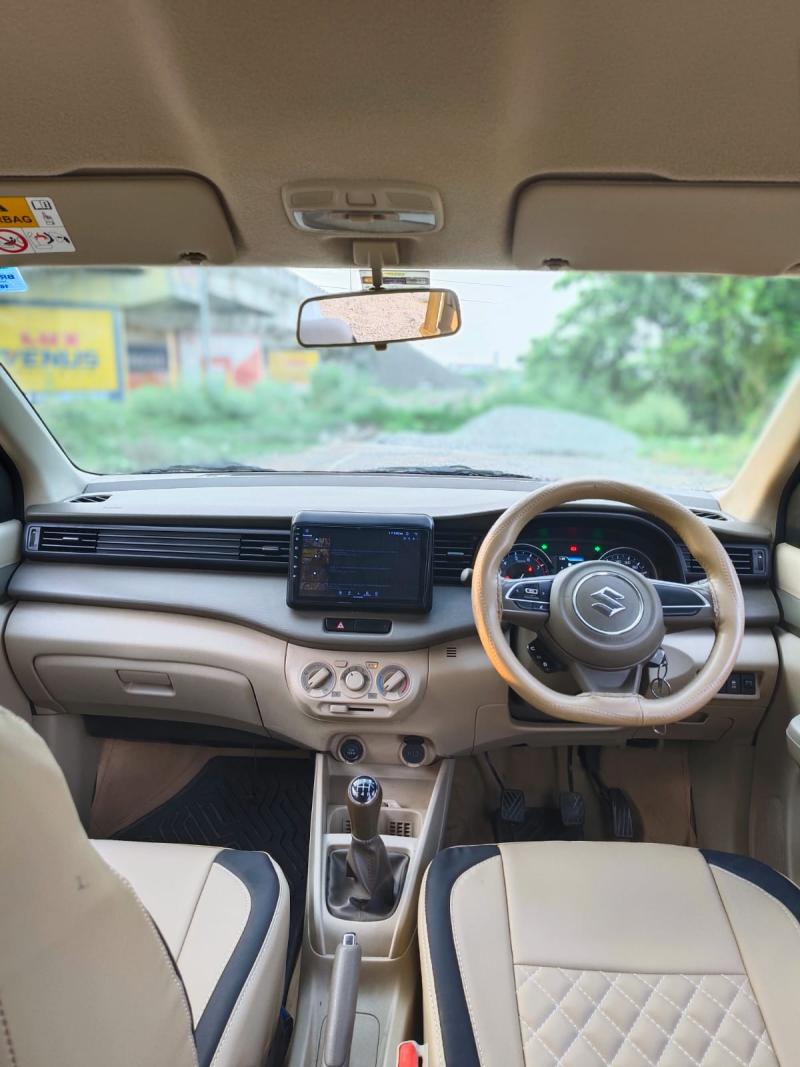 Car Image 9