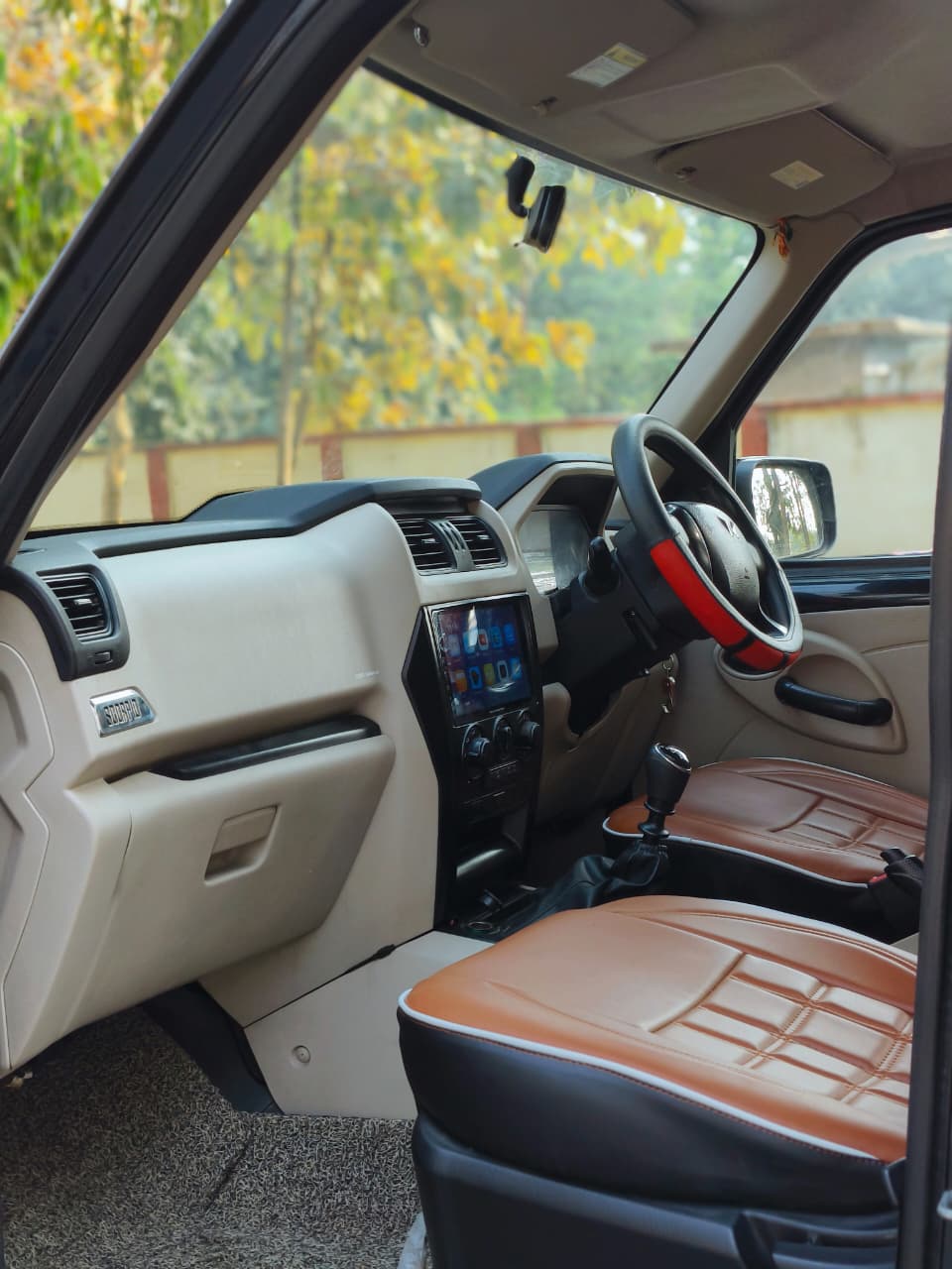 Car Image 3