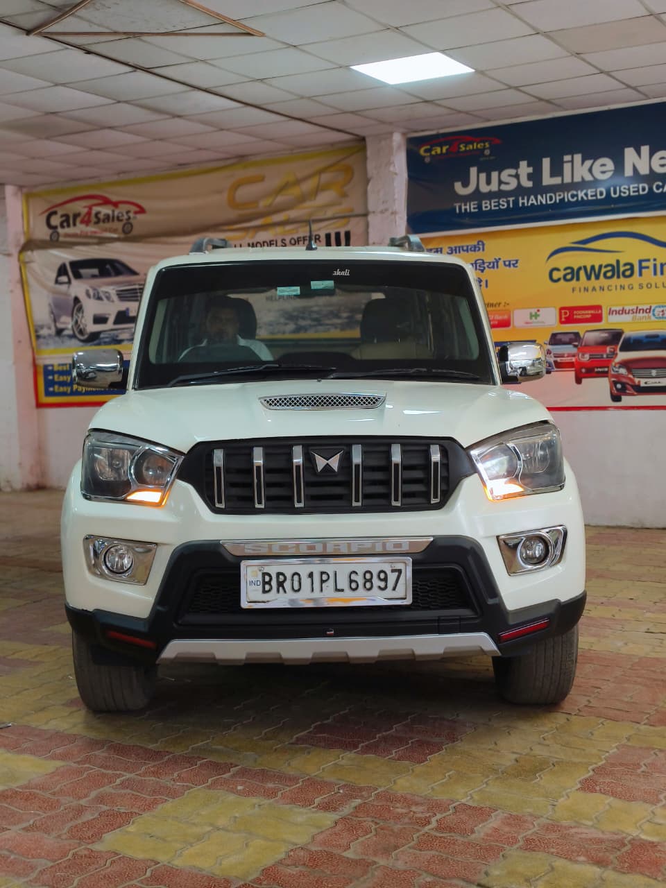 Car Image 10
