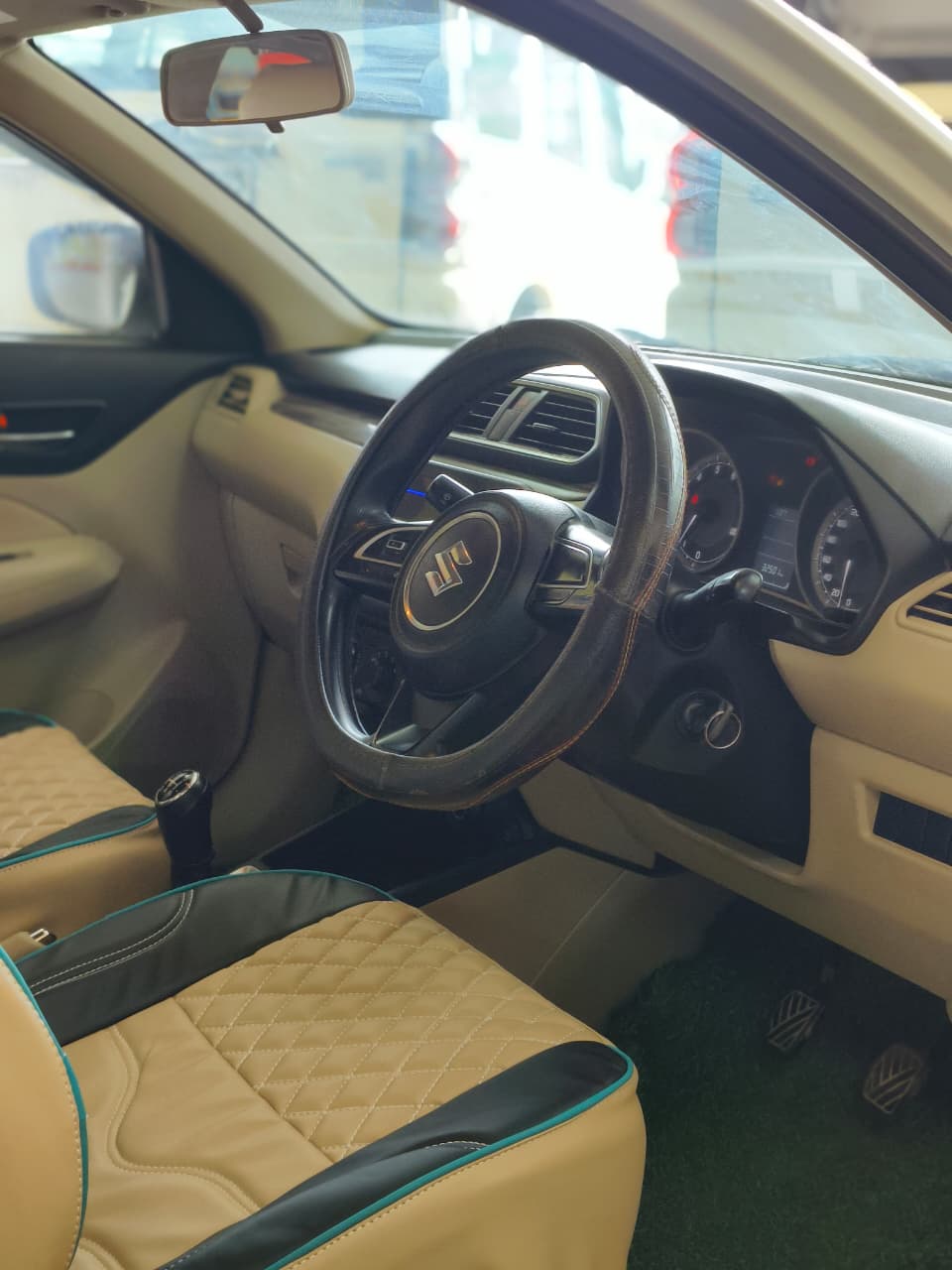 Car Image 5