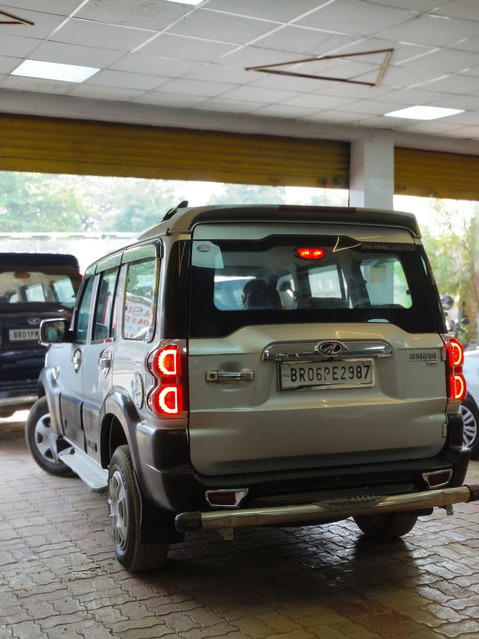 Car Image 4