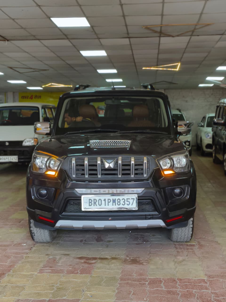 Car Image 10