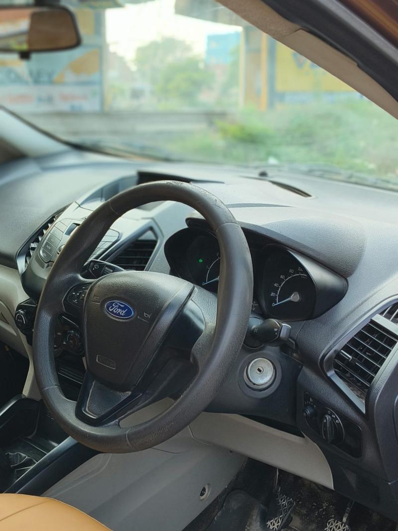 Car Image 9