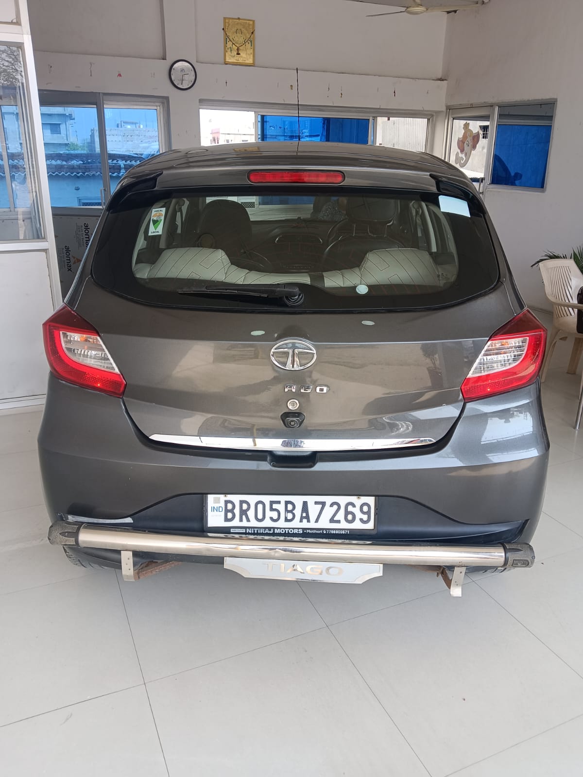 Car Image 5