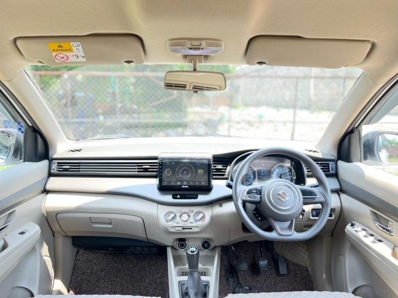 Car Image 8
