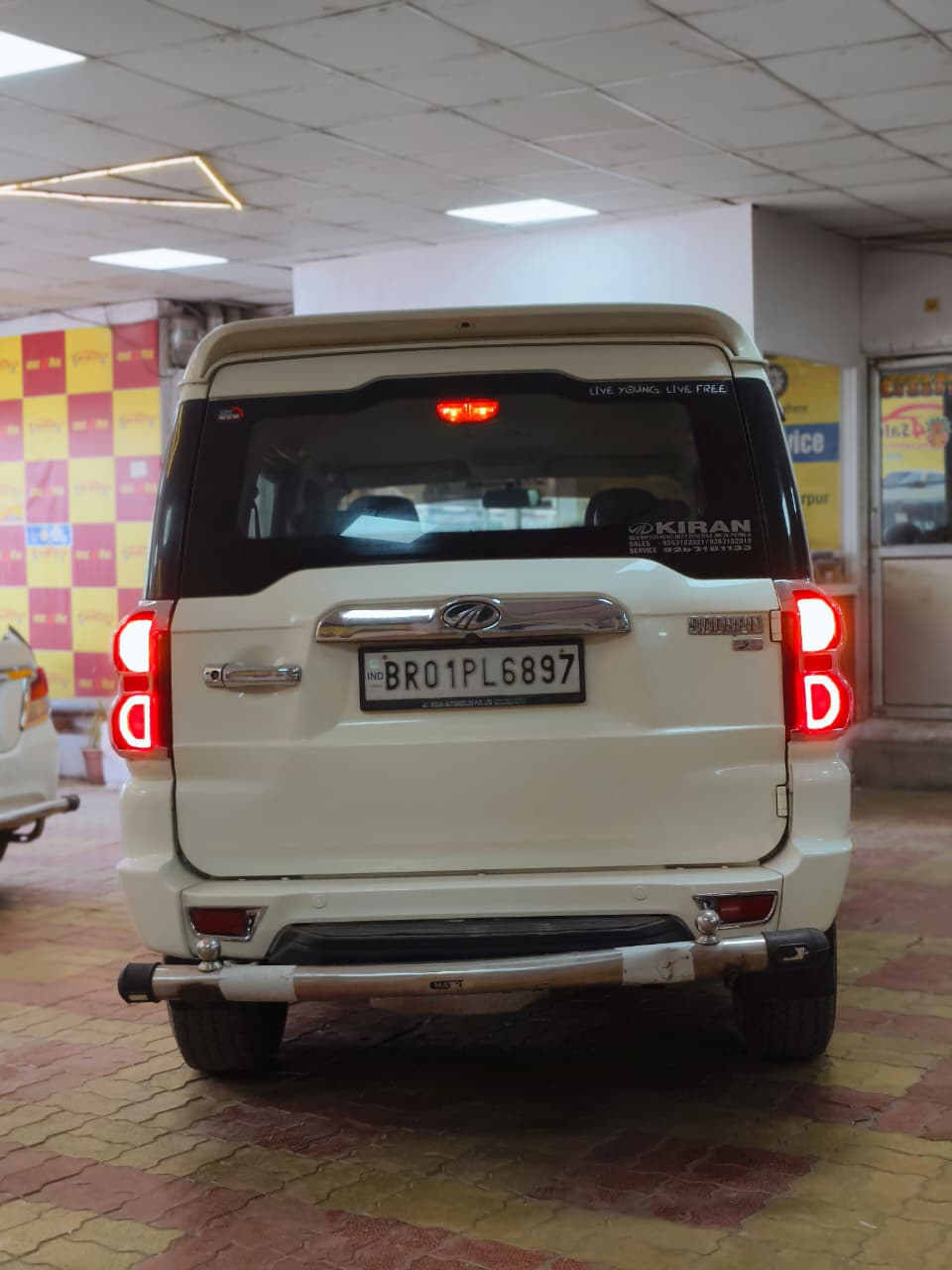 Car Image 6