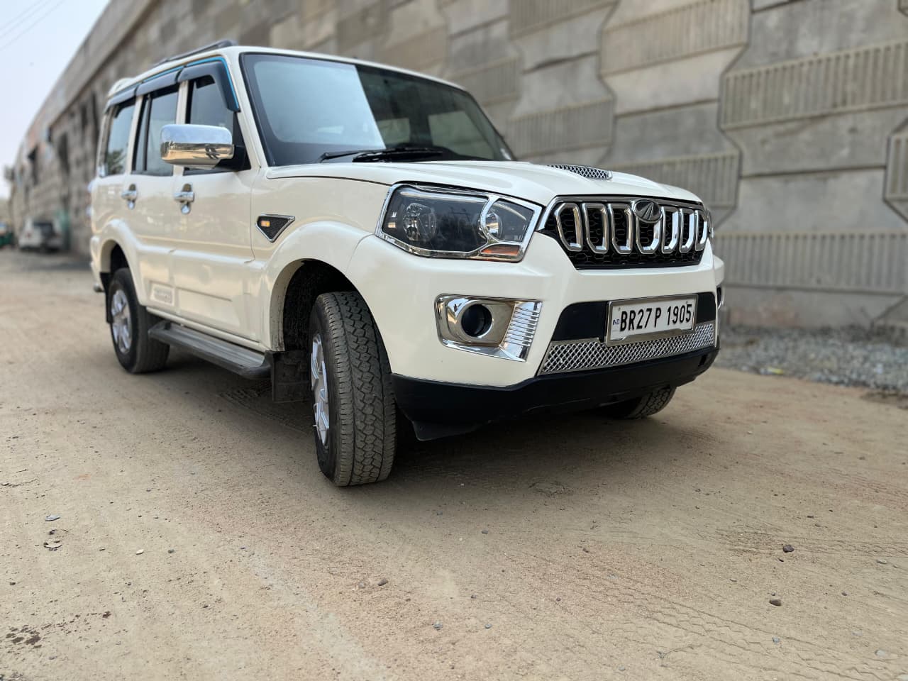 Car Image 7